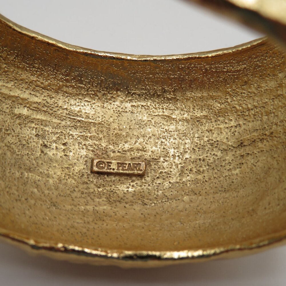 Elegant Gold Textured Cuff Bracelet - Picture 6 of 11